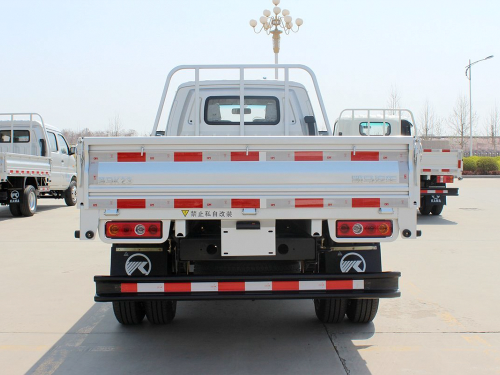 凯马1600栏板车