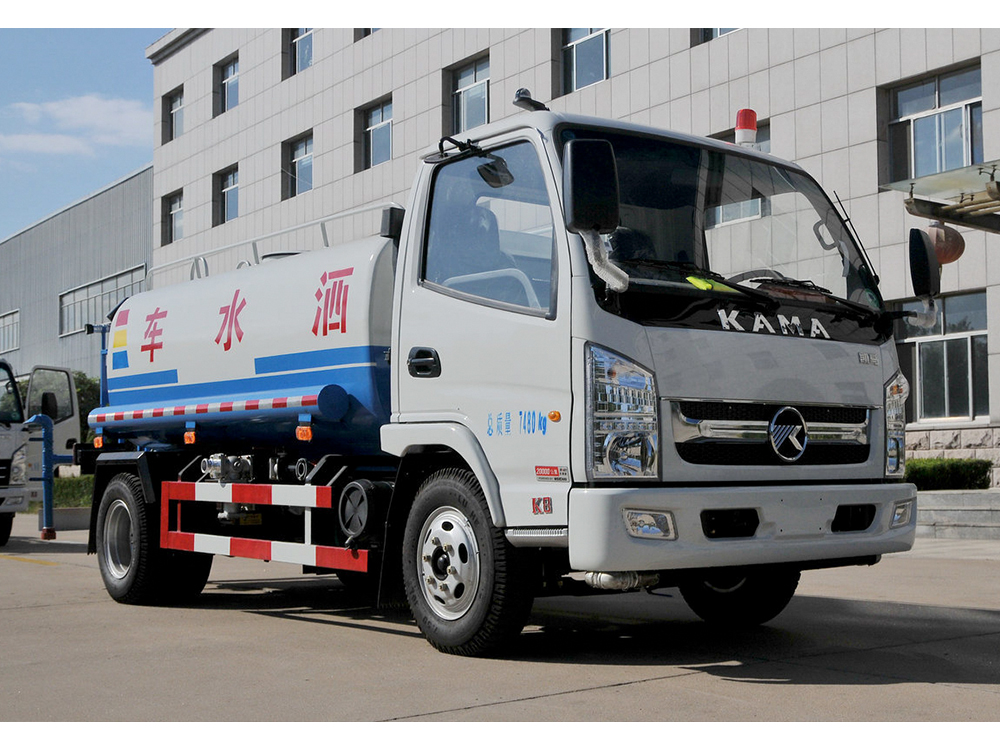 凯马1820洒水车