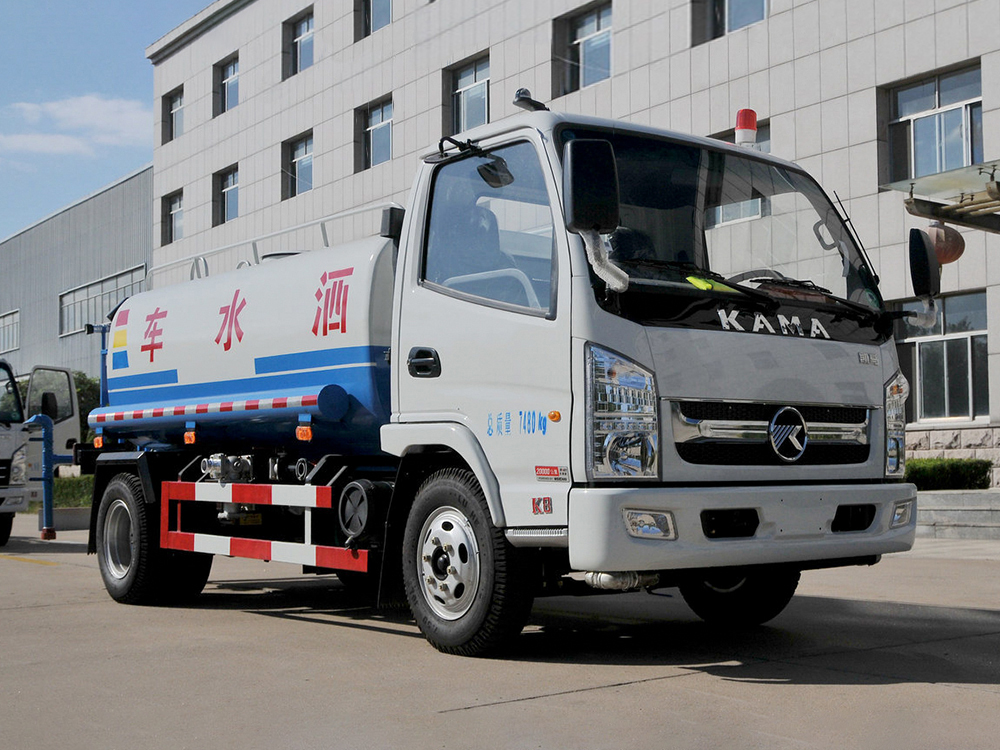 凯马1820洒水车
