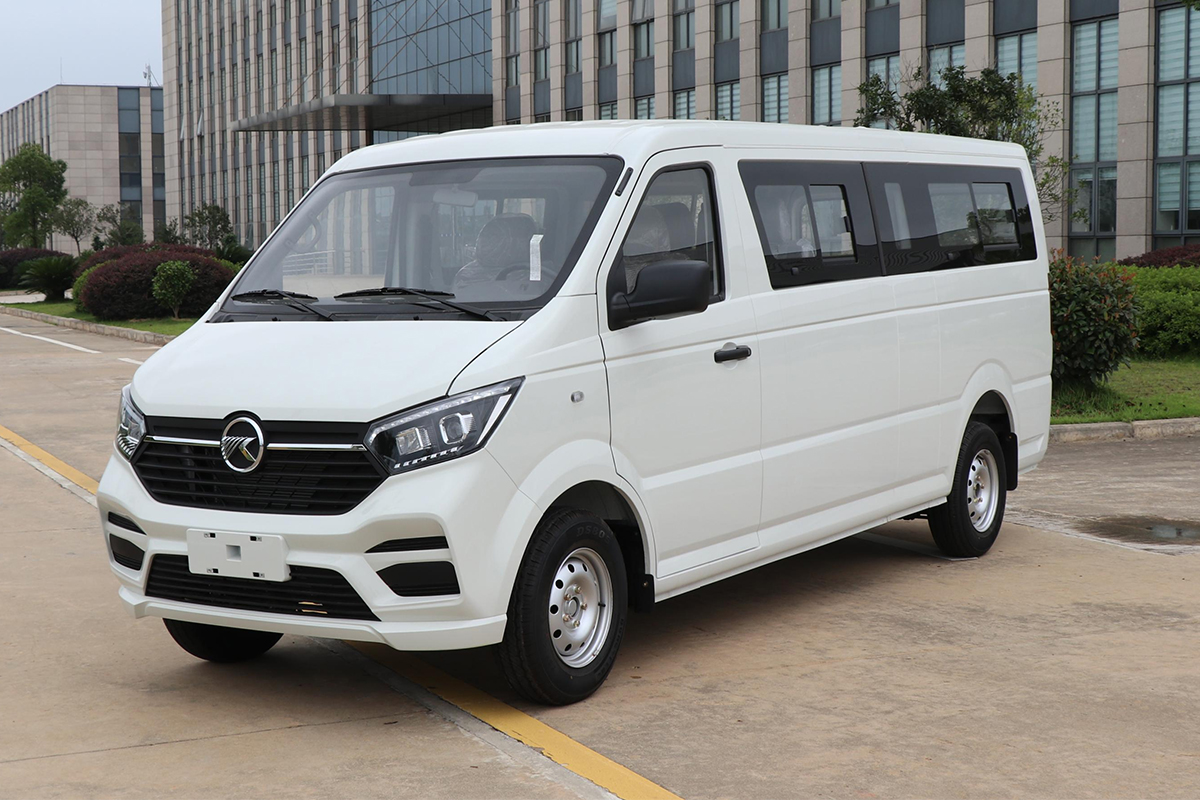 KAMA 1715 SP Minibus