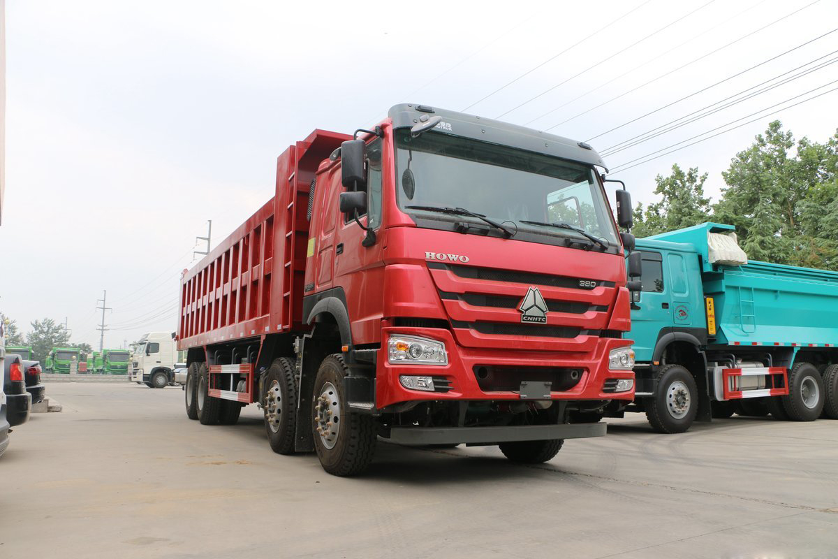 USED Sinotruk HOWO 8x4 Dump Truck